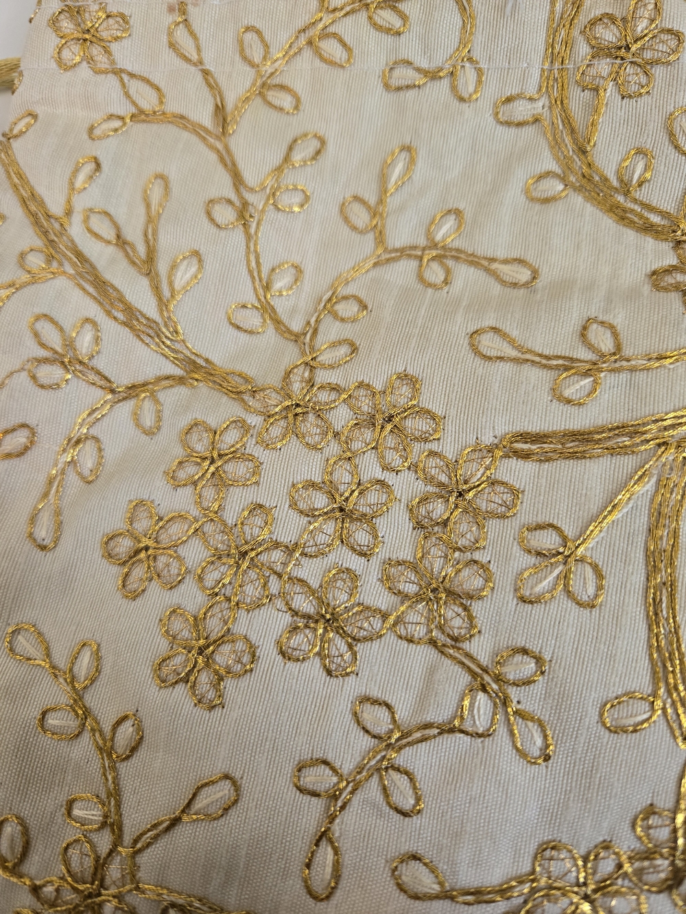 Beautifully Embroidered Delicate Ivory & Gold Evening Bag with Pearl Handle - Picture 2 of 7